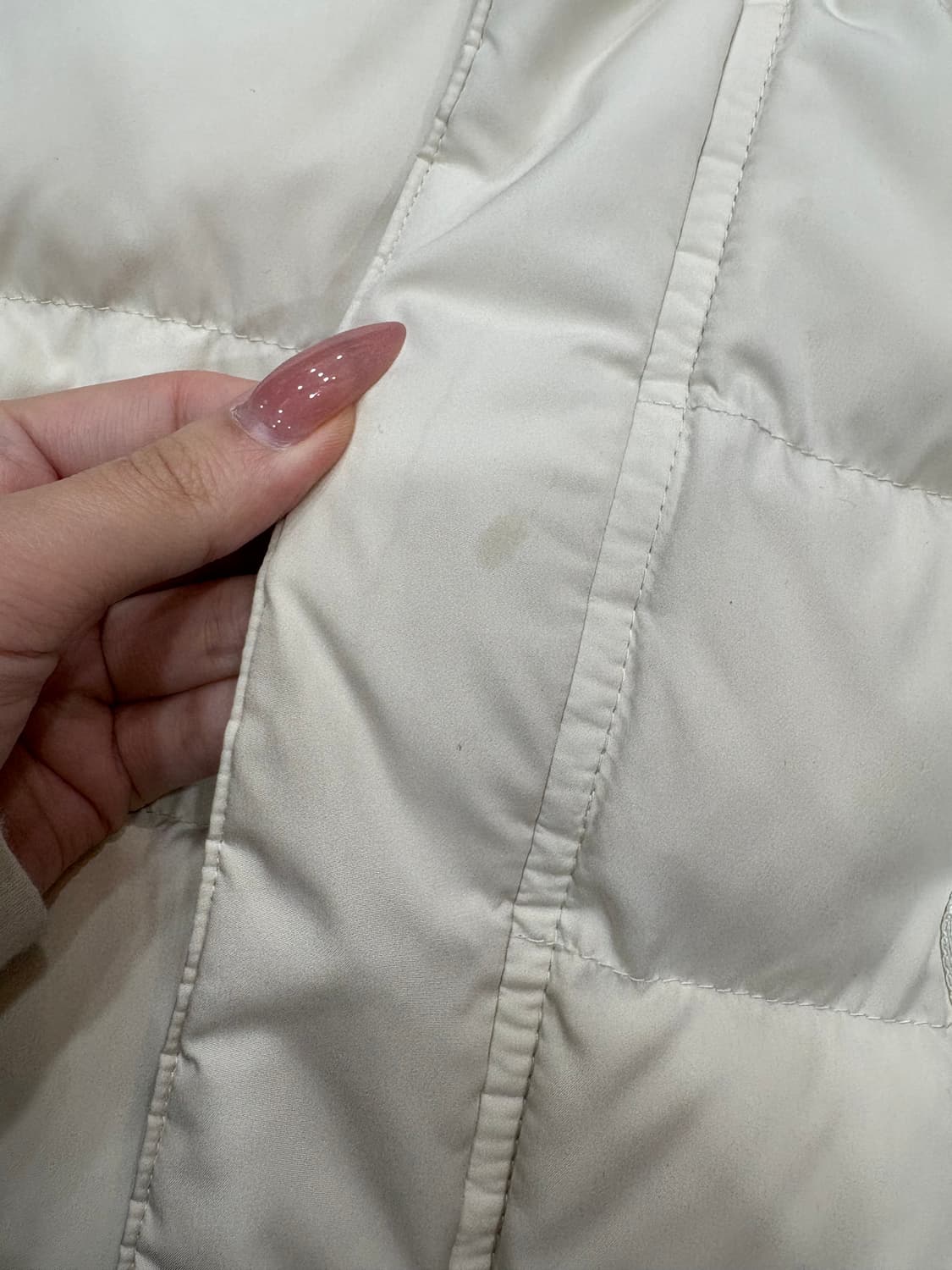 뉴발란스 조끼패딩 아이보리 상품이미지5