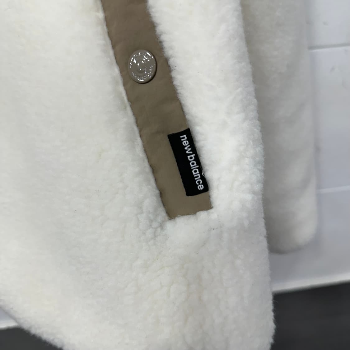 뉴발란스 뽀글이 플리스 자켓 상품이미지2