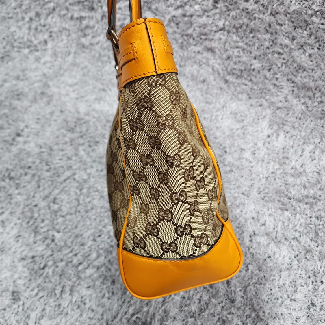 구찌 GG 캔버스 쇼퍼백 숄더백 상품이미지3