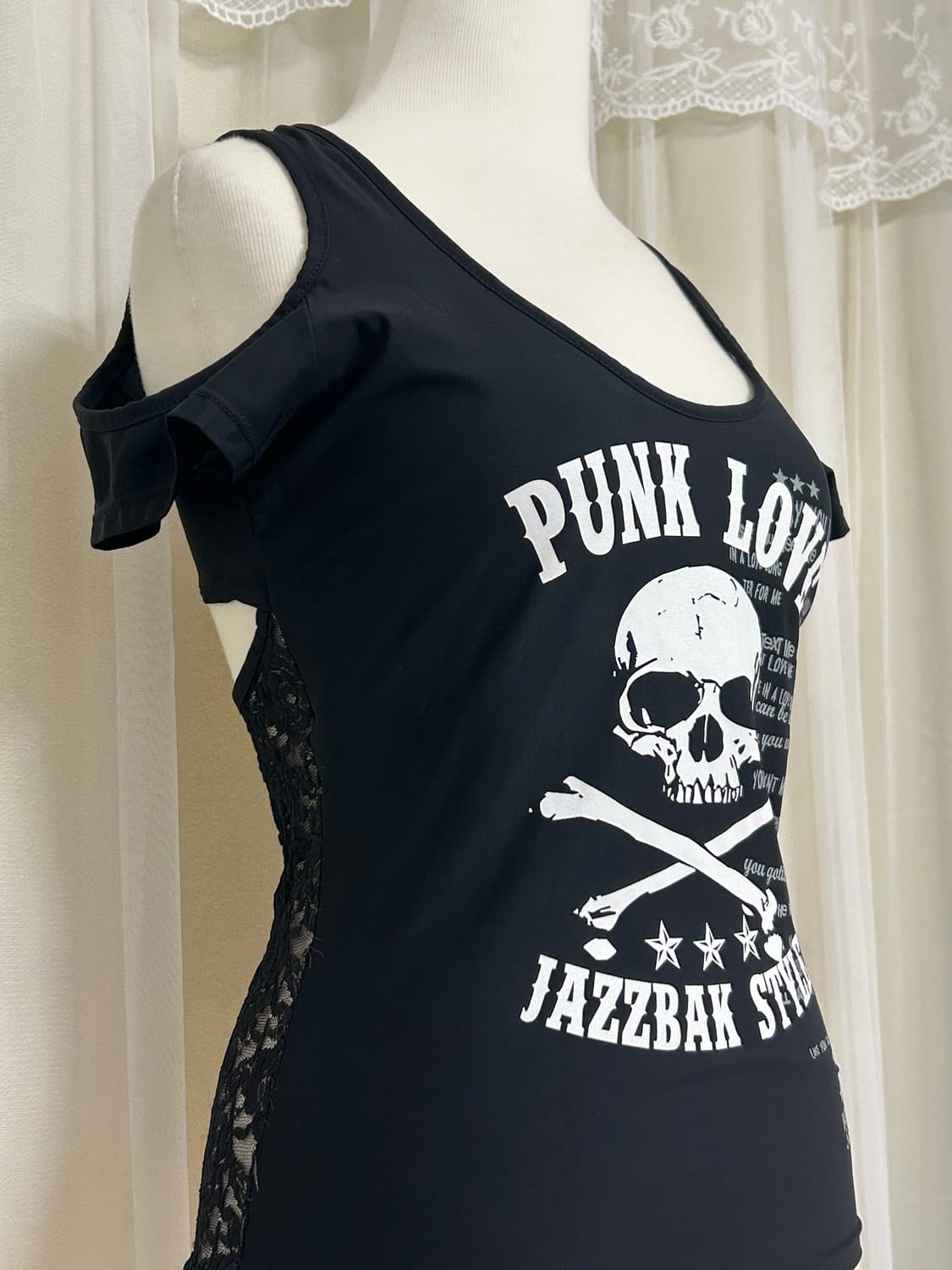 Punk love 오프숄더 시스루 탑 상품이미지2