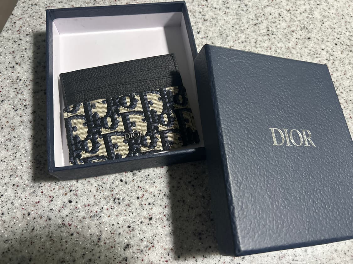 디올오브리크 카드지갑 상품이미지1