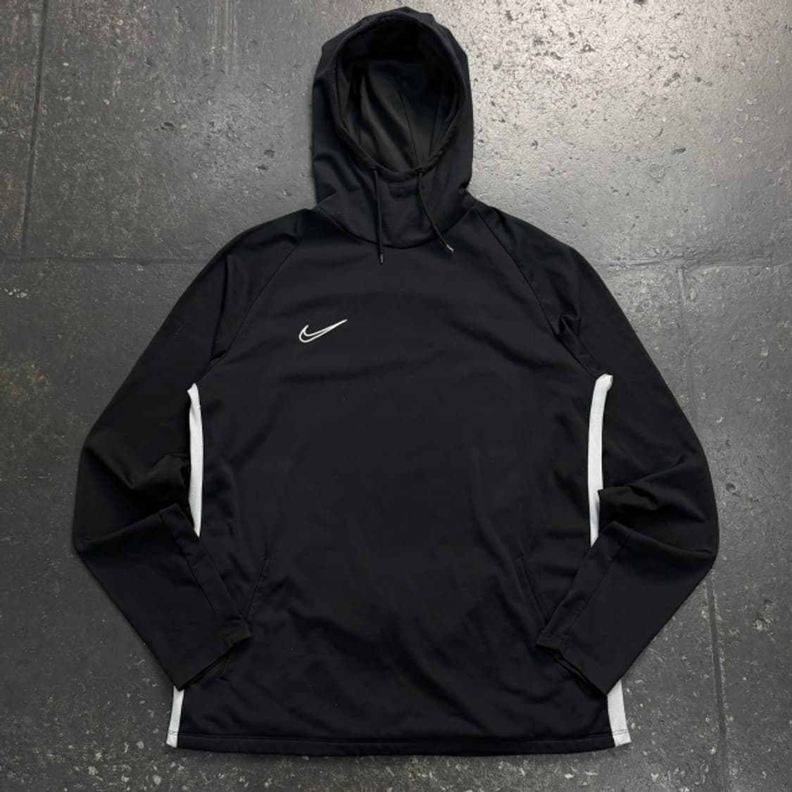 105 나이키 드라이핏 후드티 상품이미지1