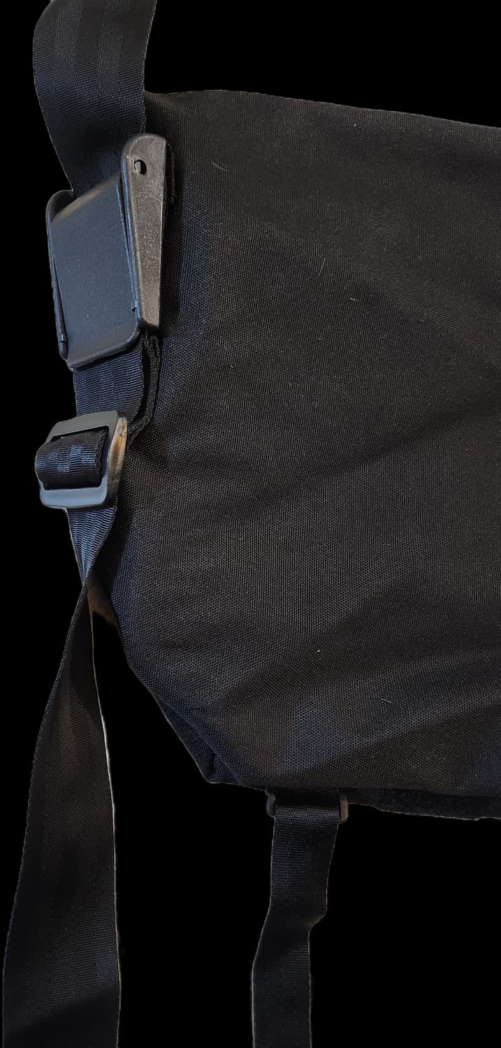 스틸휠즈x에이징ccc테크니컬메시저백/포터/블라인드파일즈/에센스룸/블랙아웃 상품이미지4