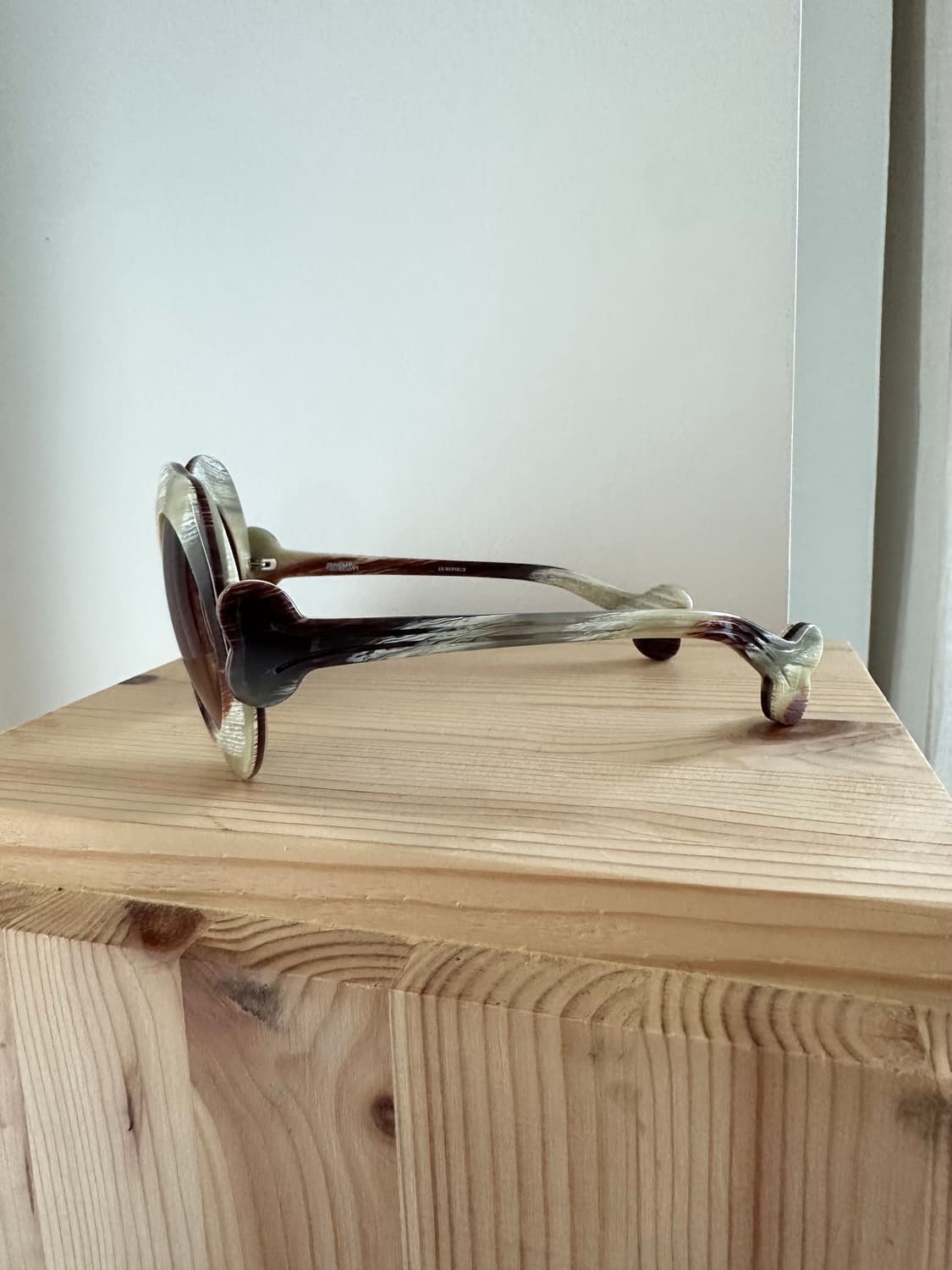 제레미 스캇 × 린다패로우 아카이브 BONE 선글라스 상품이미지7