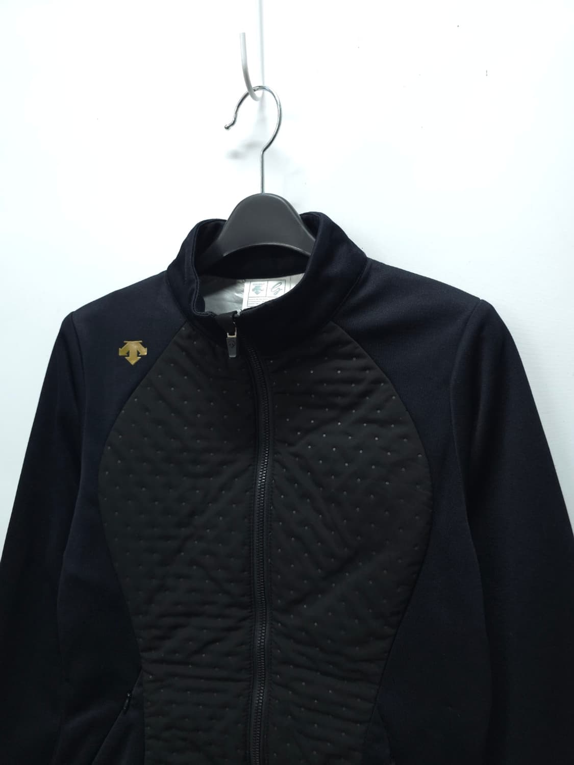 데상트 기능성 엠보 져지 집업 (44~55) 상품이미지3