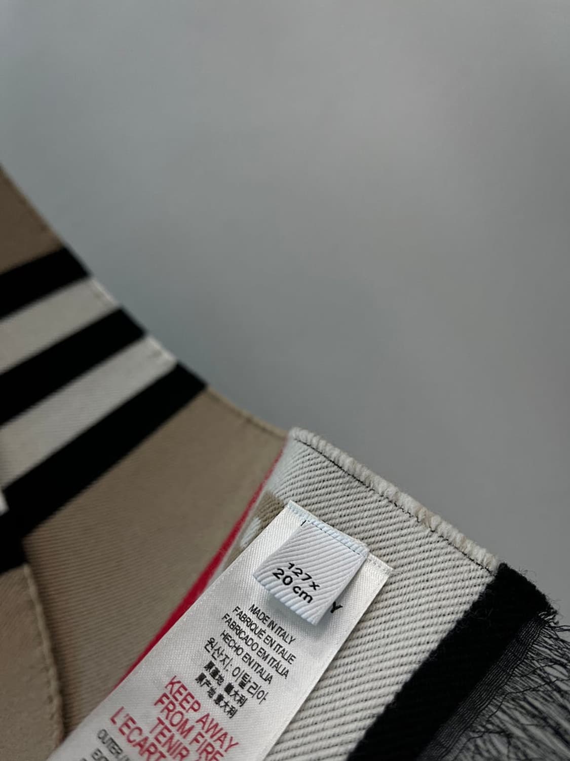 버버리 신형 코튼 숏 머플러  상품이미지6