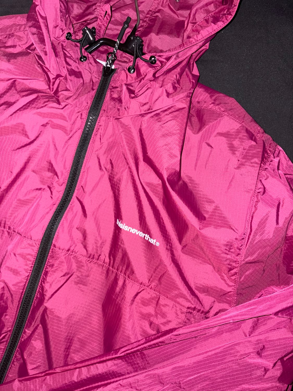 디스이즈네버댓 T 라이트 바람막이 상품이미지2