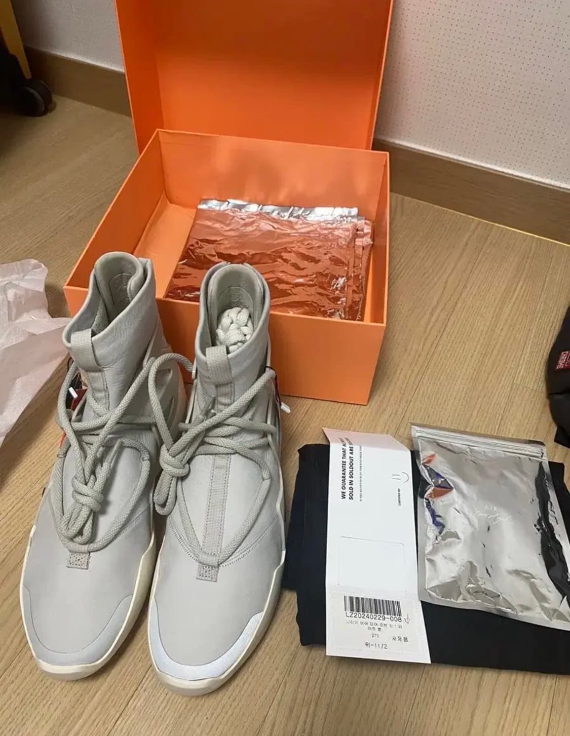 나이키 피어오브갓 og 라이트본 270 상품이미지1