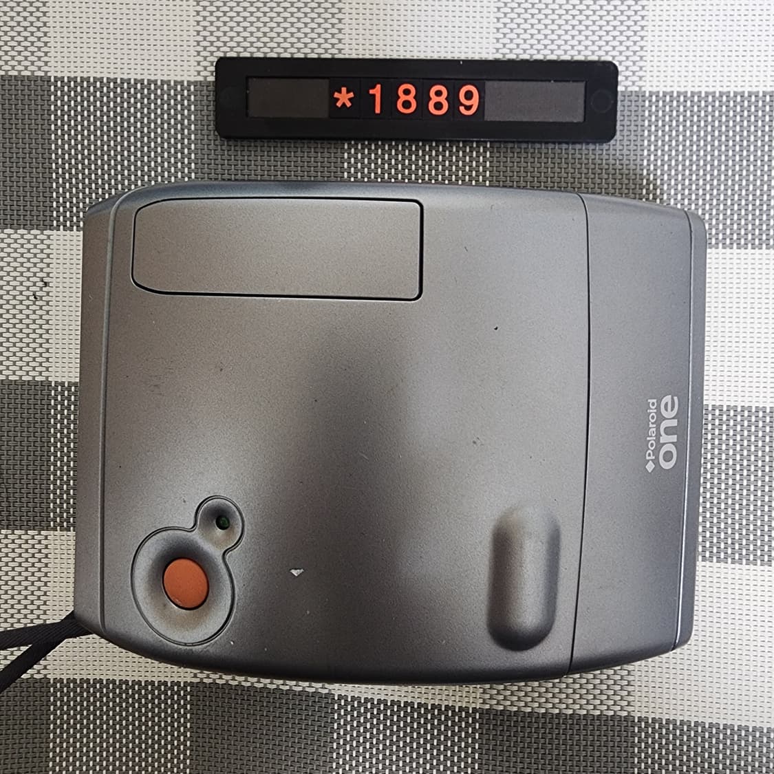 폴라로이드 원 600 실버 즉석카메라 상품이미지1