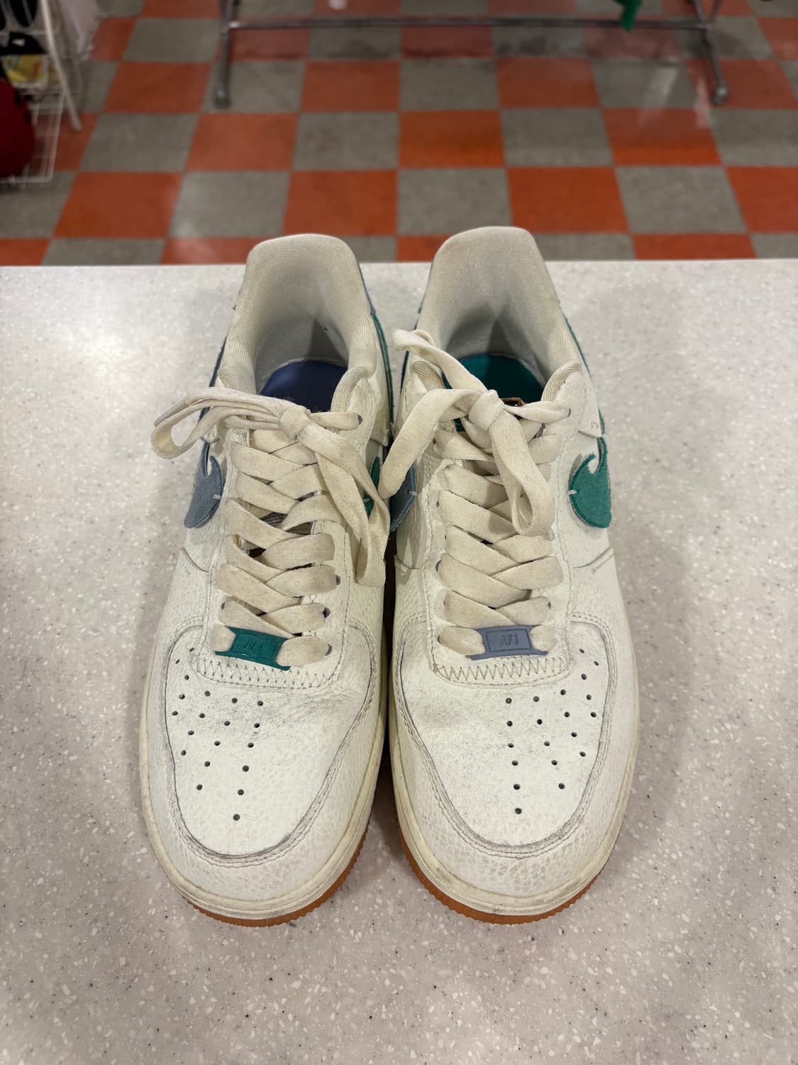 나이키 에어포스 상품이미지2