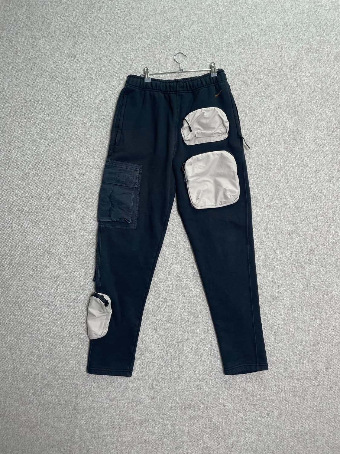 나이키 트래비스 스캇 트레이닝 바지 상품이미지2