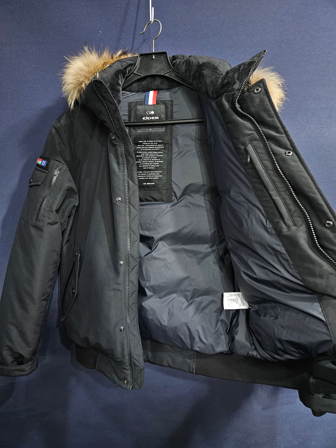 아이더 블랙컬러 남성 100 구스다운 숏패딩  상품이미지8