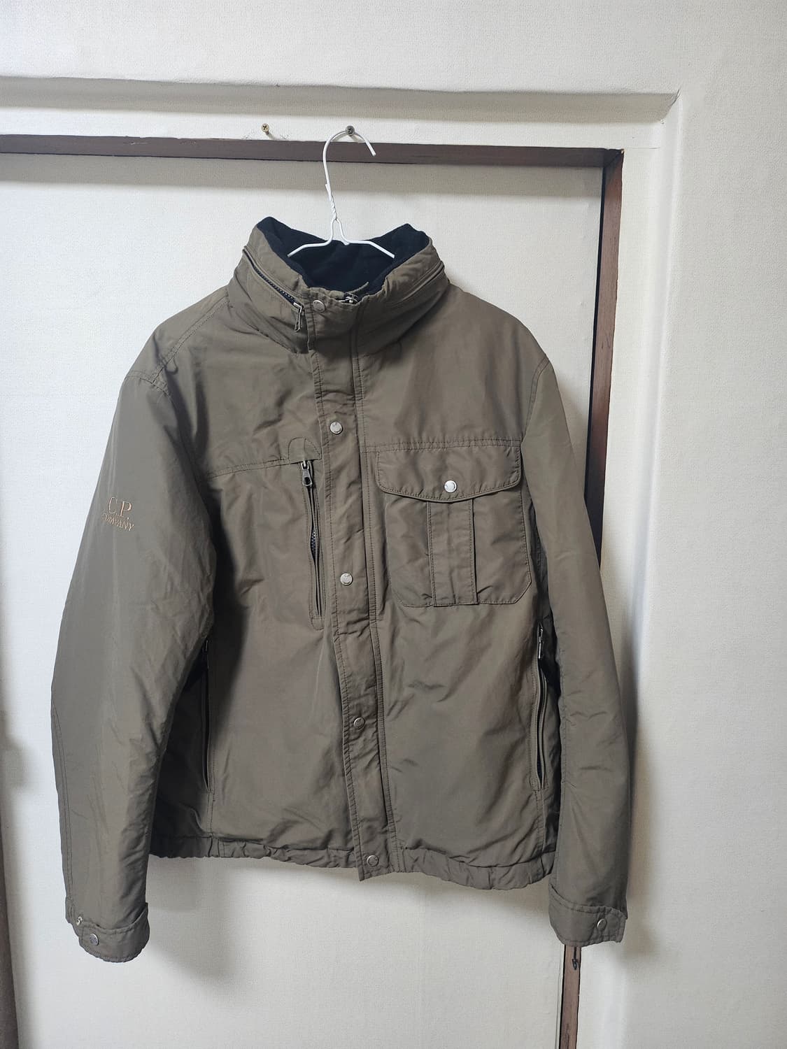 cp컴퍼니패딩 자켓 95사이즈(작은100) 상품이미지1
