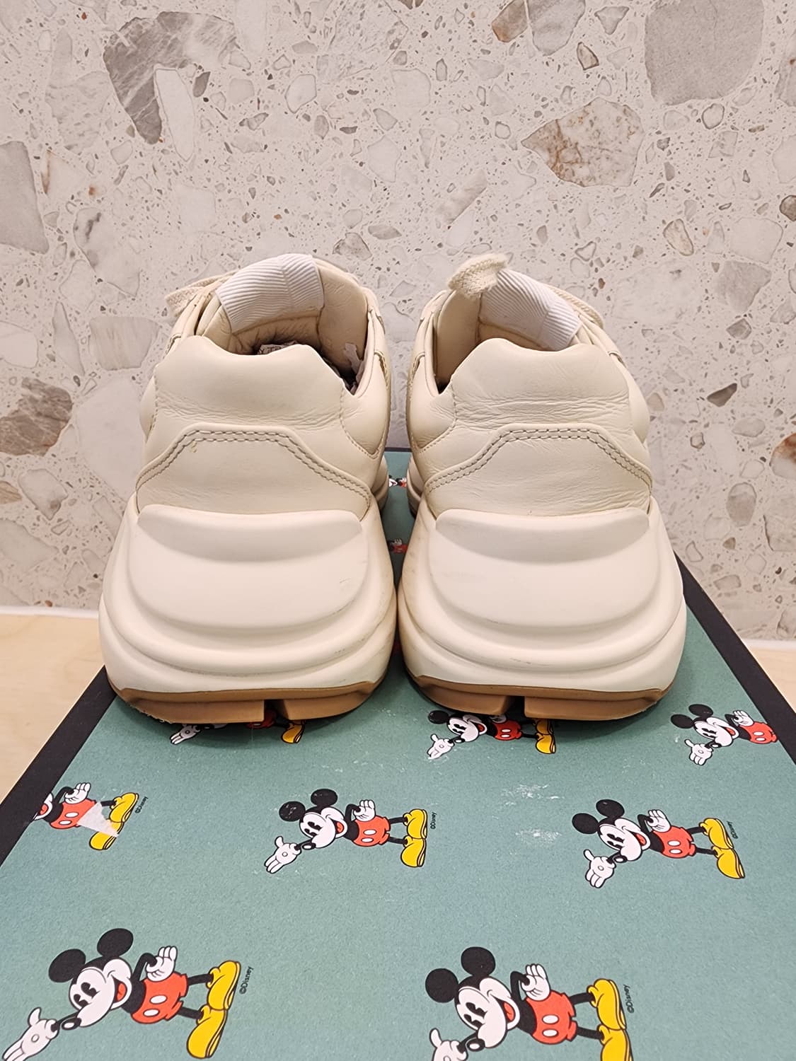 구찌 X 디즈니 라이톤 여성 스니커즈 602049 34 1/2 상품이미지3