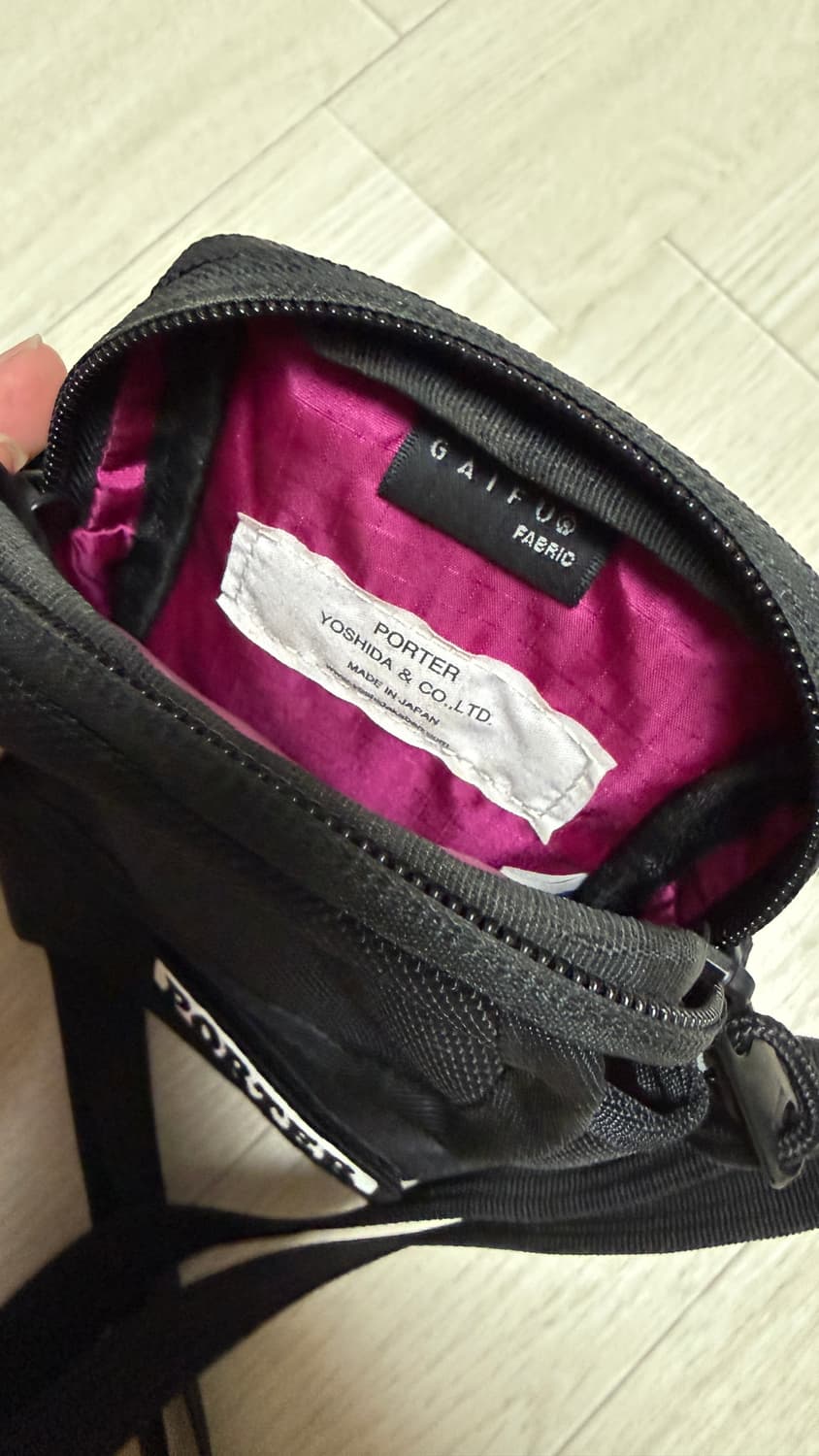 포터 캐스퍼 숄더 파우치(L) 상품이미지2