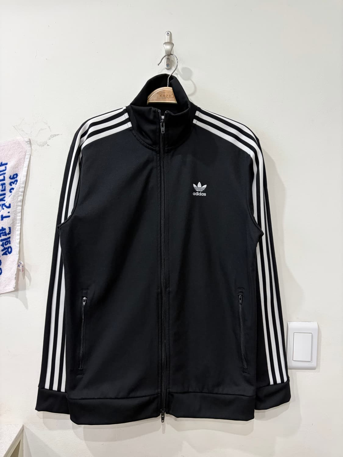 9. 아디다스 신형 져지 트랙탑 상품이미지1