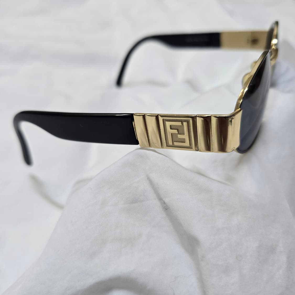 FENDI 펜디 빈티지 선글라스 상품이미지3