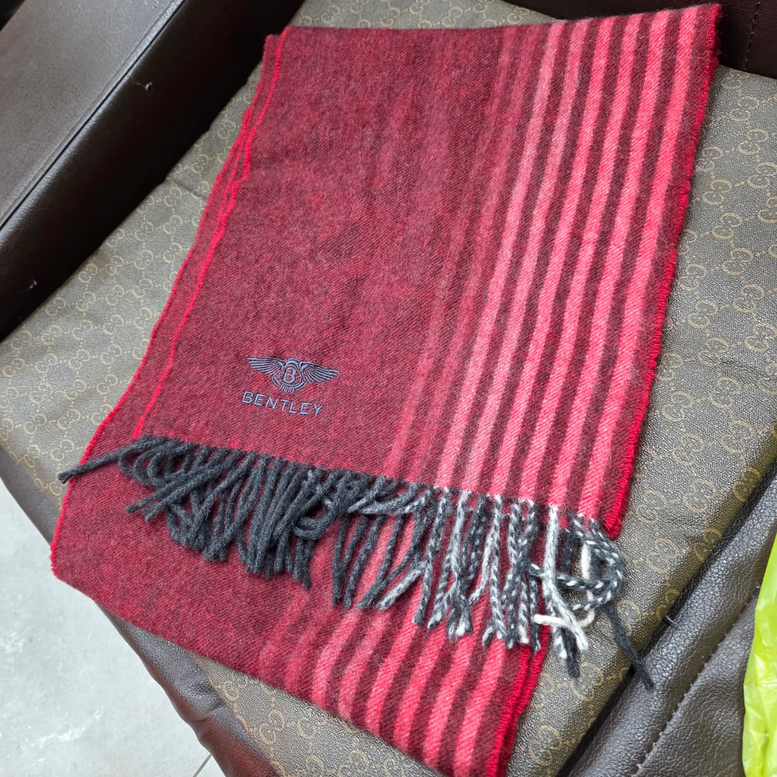 벤틀리 캐시미어 머플러 상품이미지2