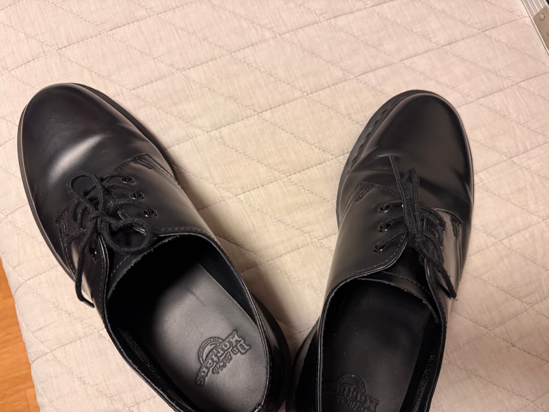 마틴 1461 모노 판매합니다 상품이미지6