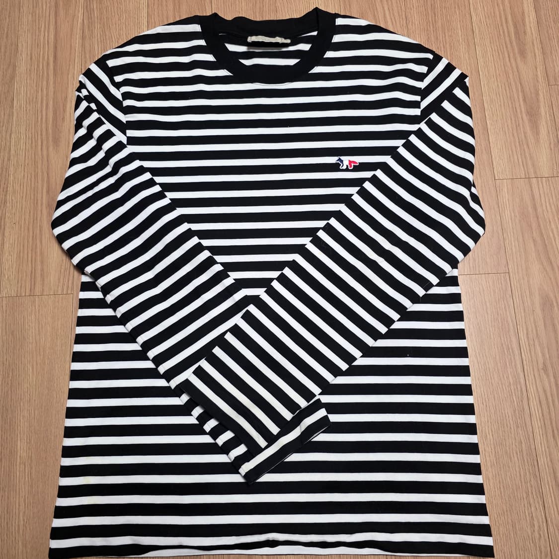 M) 메종키츠네 삼색 패치 스트라이프 라운드 긴팔티 상품이미지1