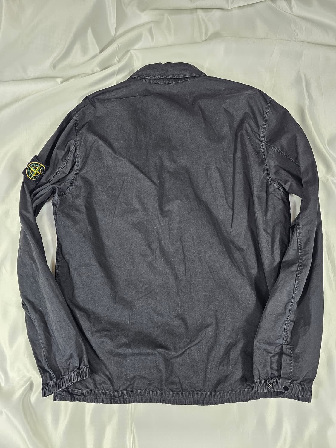 스톤아일랜드올드이펙트오버셔츠 상품이미지8