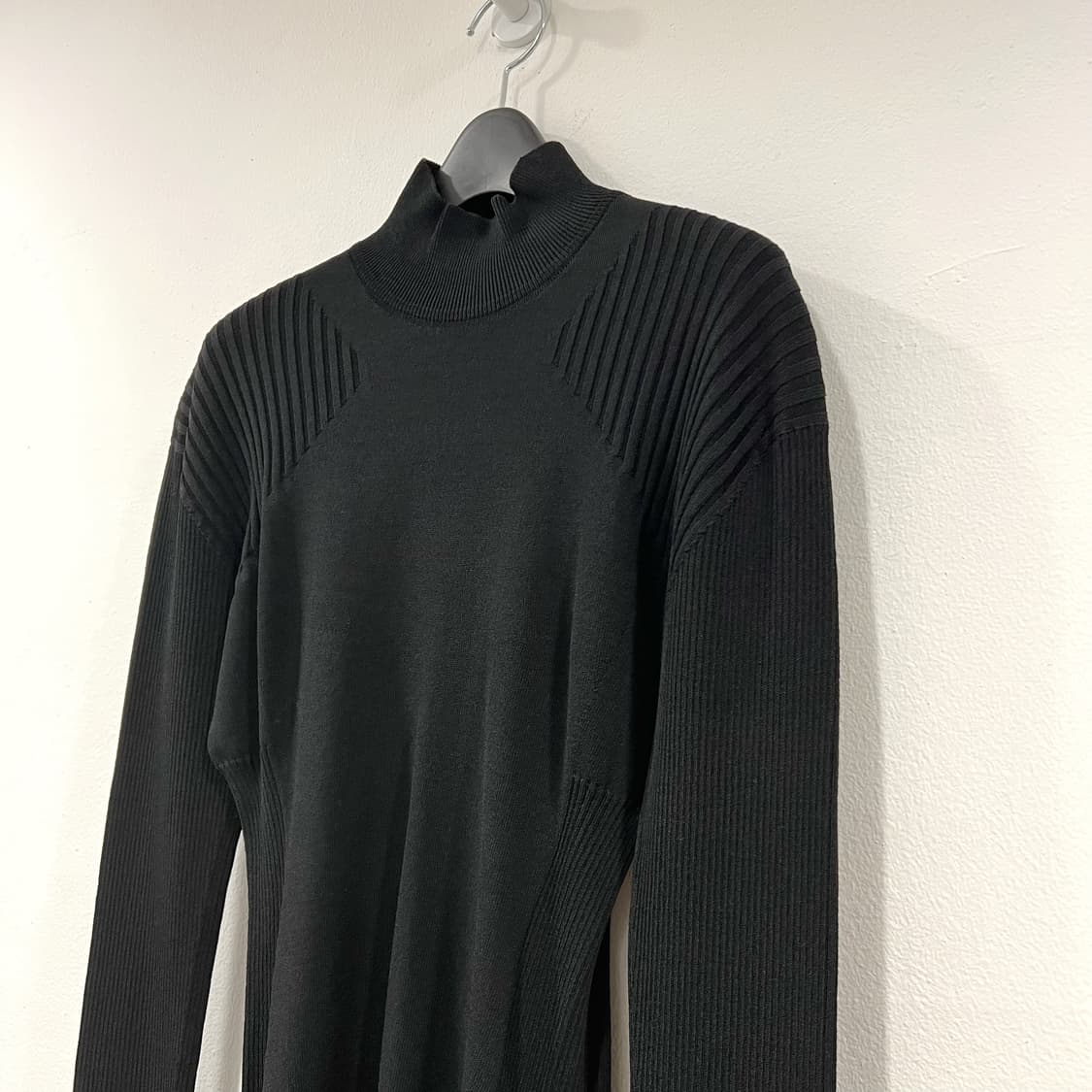 ISSEY MIYAKE 이세이미야케 mock neck 티셔츠 상품이미지4