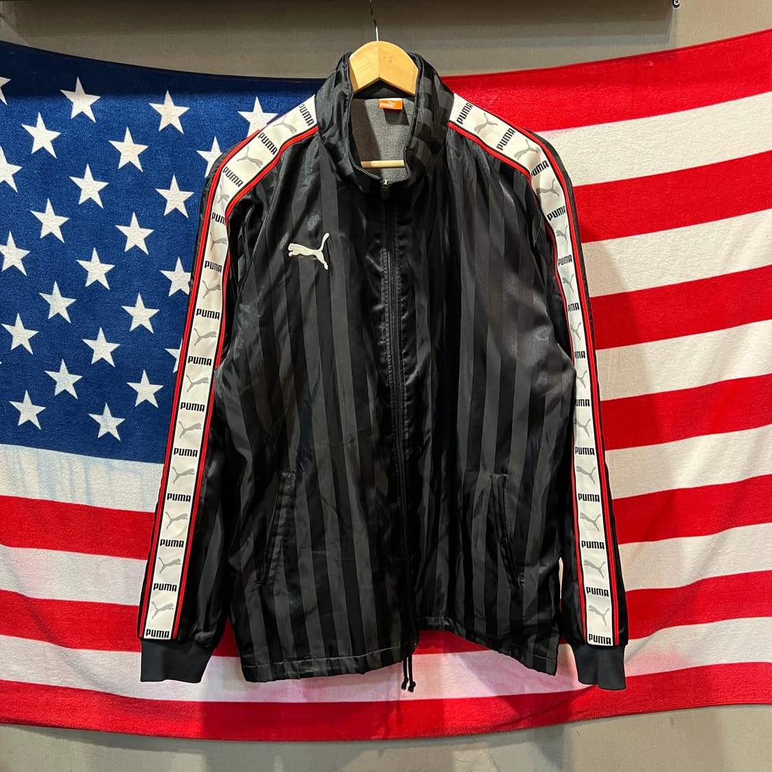 푸마 사이드라인 바람막이 상품이미지1