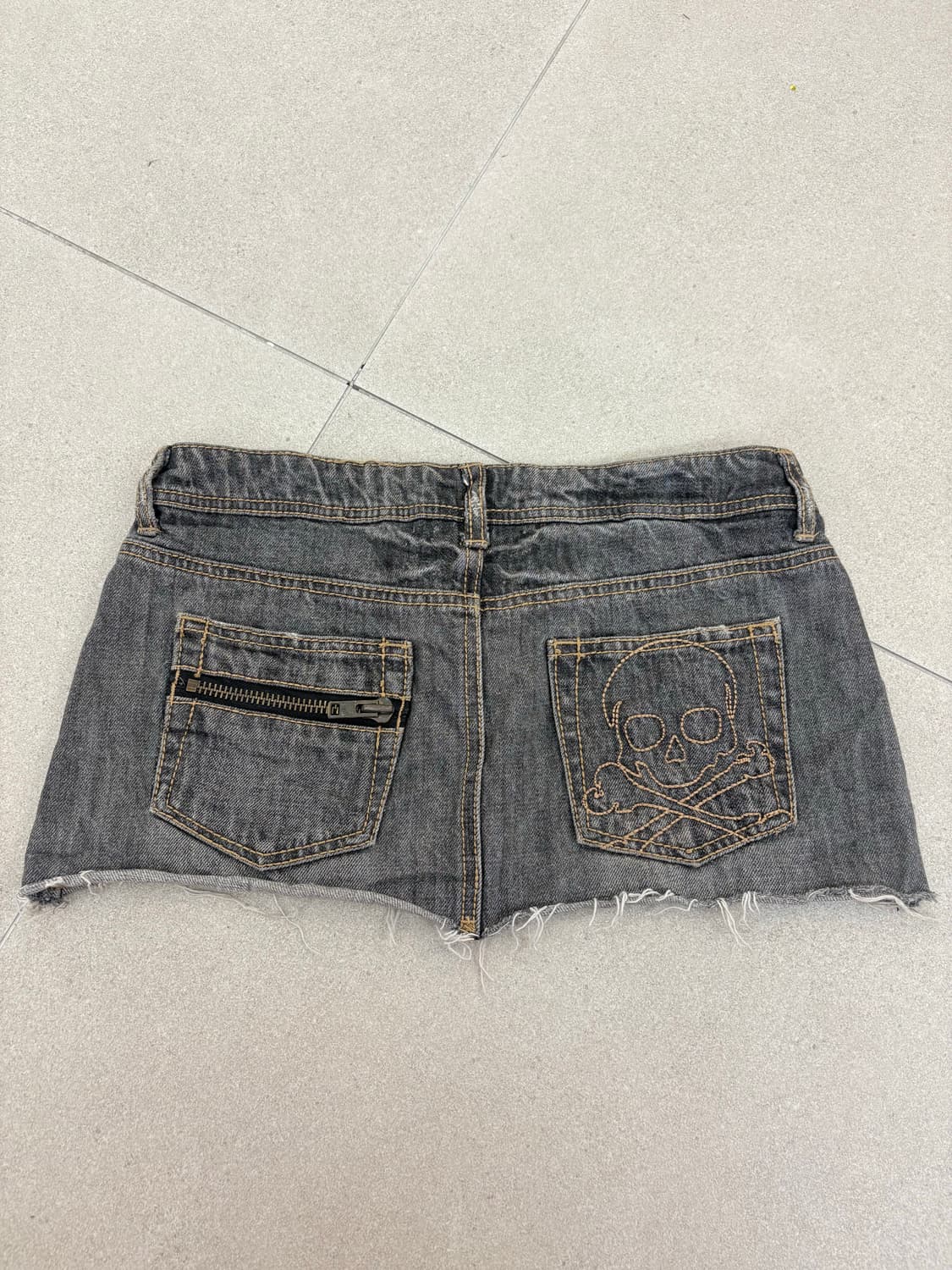 데님 해골 자수 숏스커트 상품이미지4