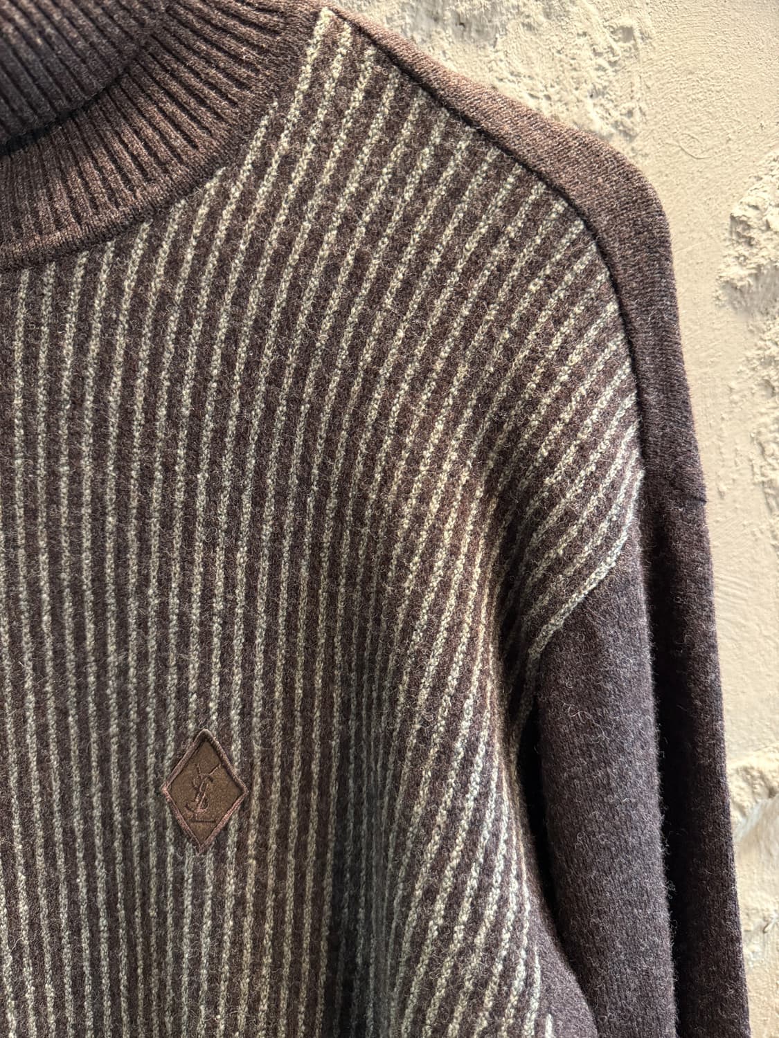 입생로랑 터틀넥 울 니트 브라운 95 상품이미지4