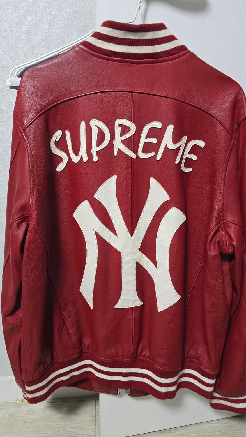 슈프림 뉴욕양키즈 레더자켓 상품이미지2