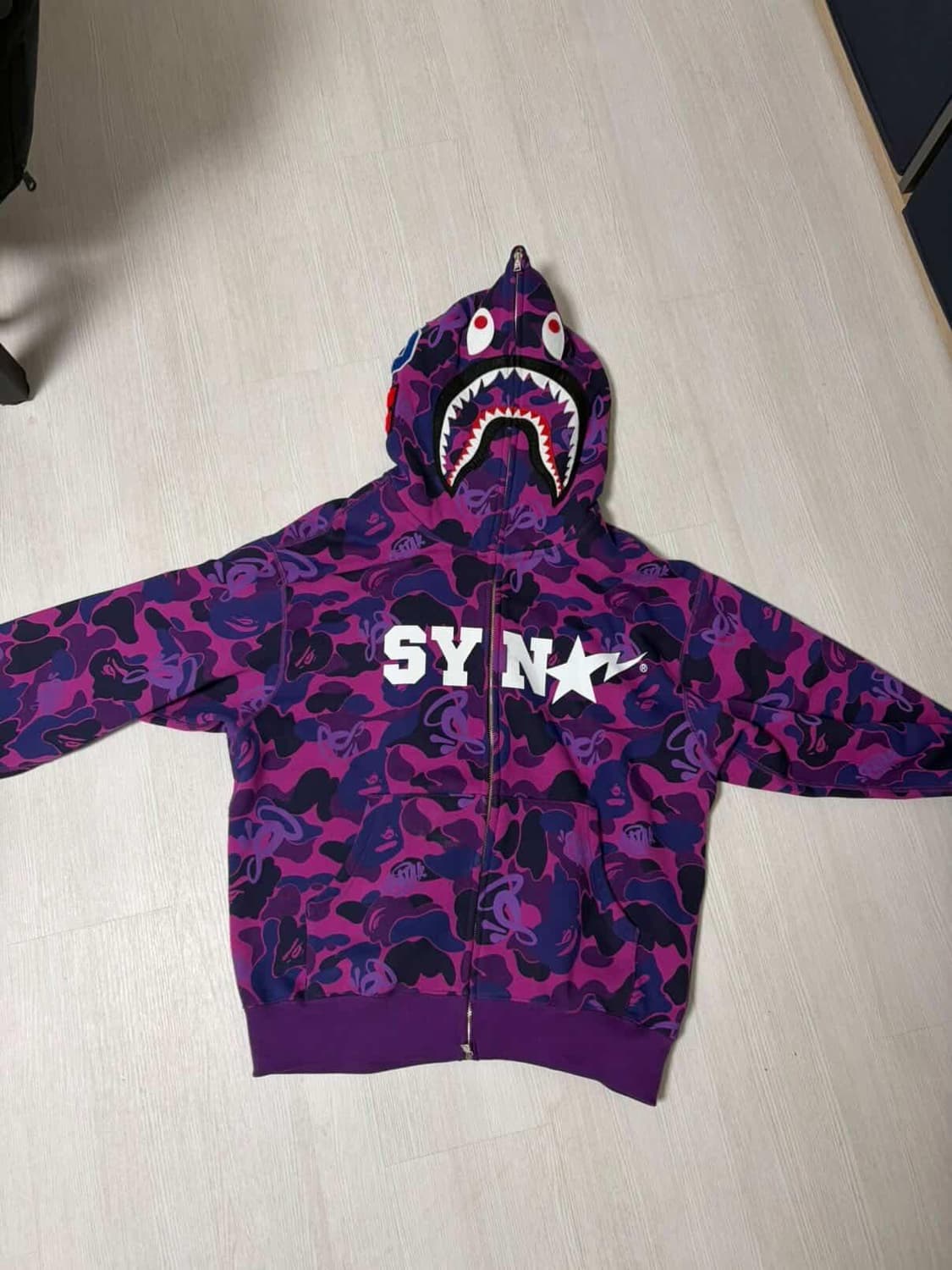 베이프 시나월드 스포티파이 센트럴씨 m 상품이미지1