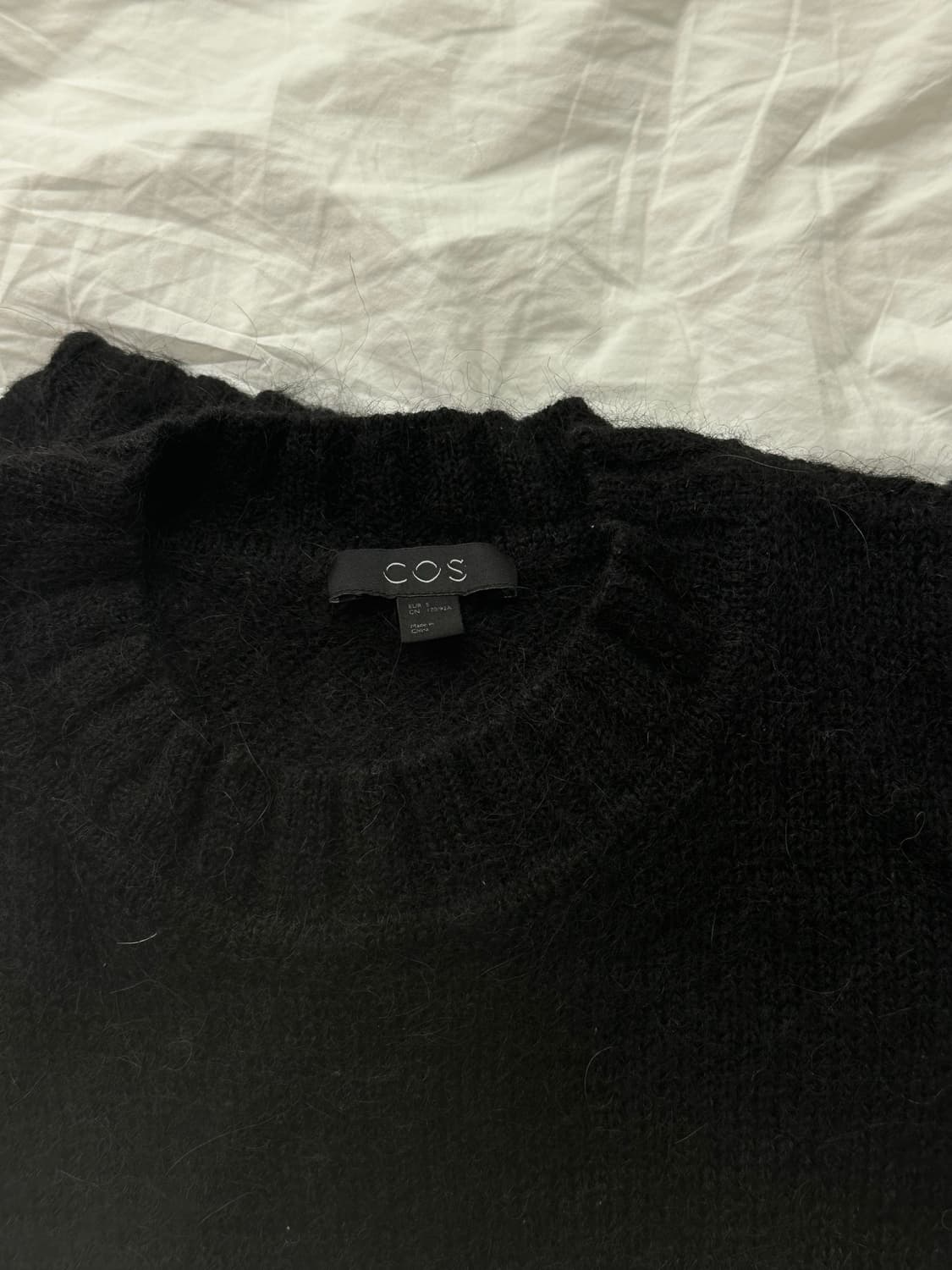 COS 코스 블랙 니트 스웨터 상품이미지1