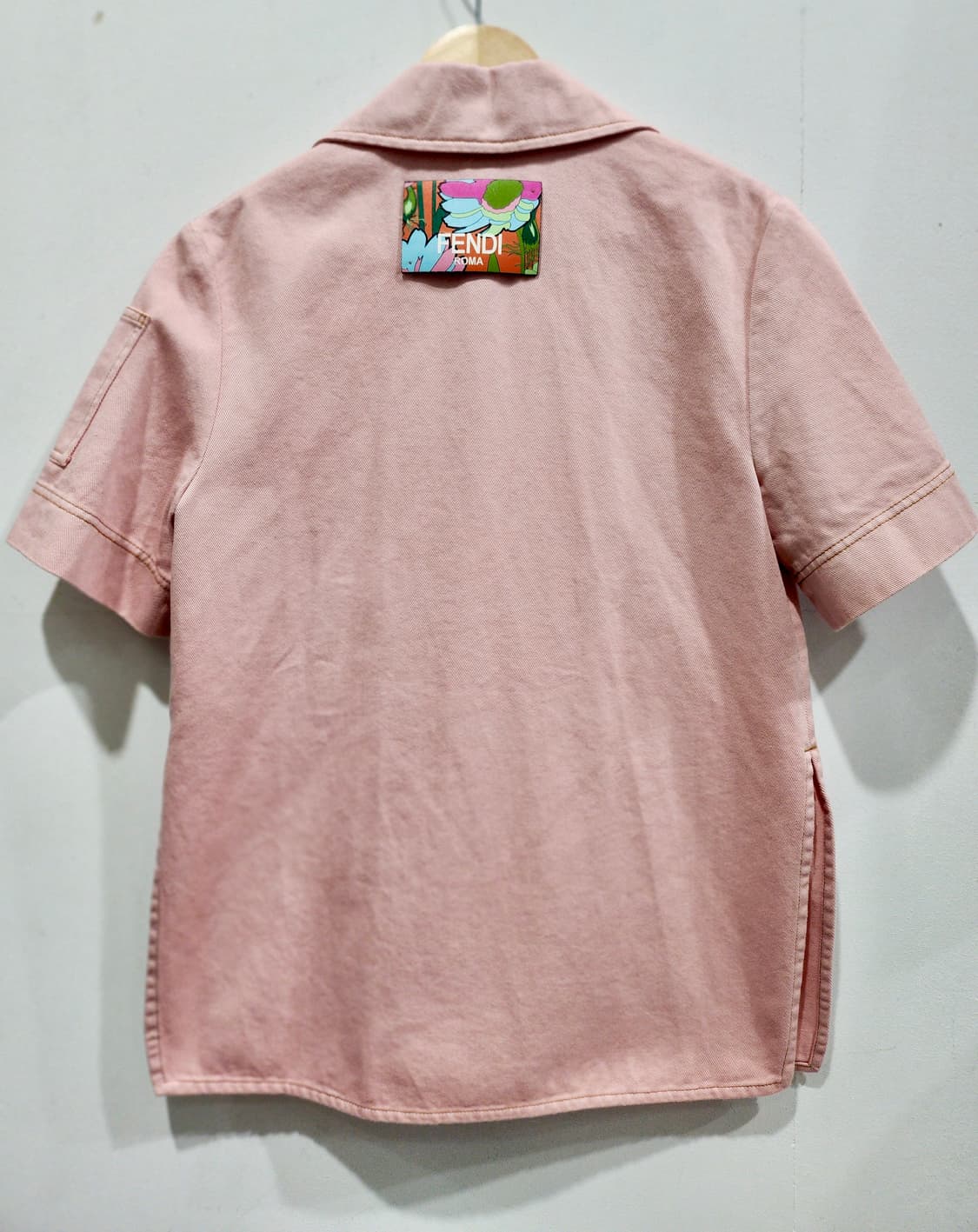 펜디 핑크 데님 반팔 자켓 38 정품 상품이미지4