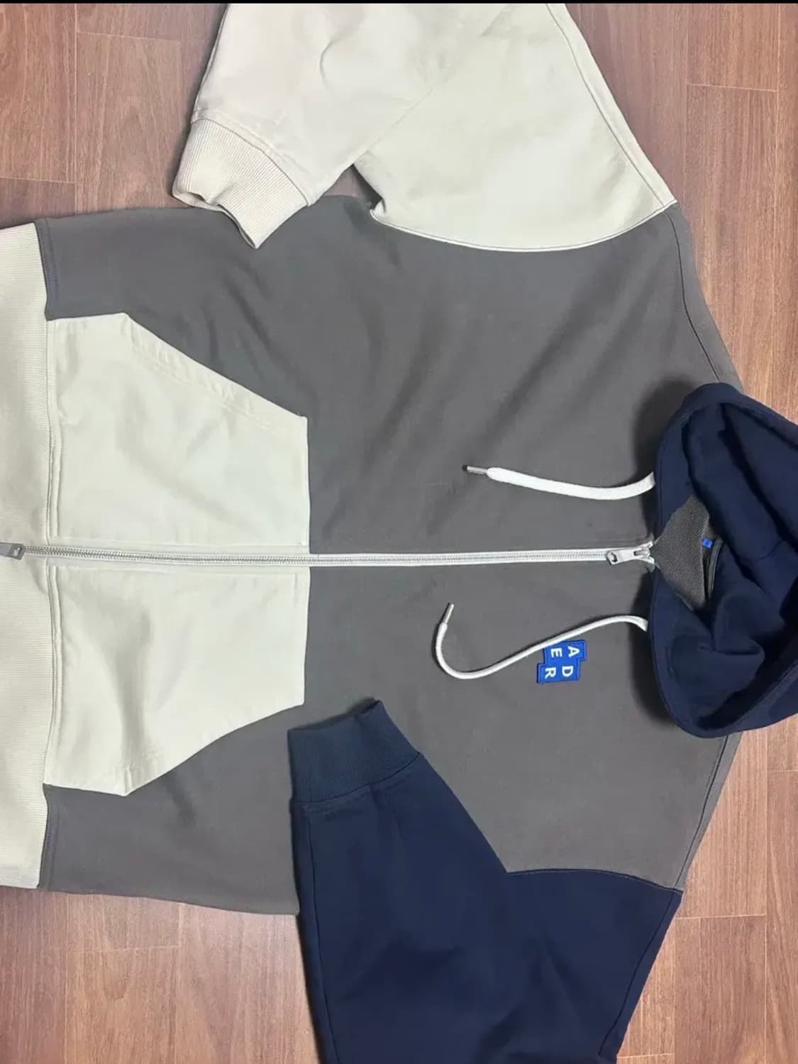 아더에러 시그니피컨트 02 차콜 후드집업 상품이미지2