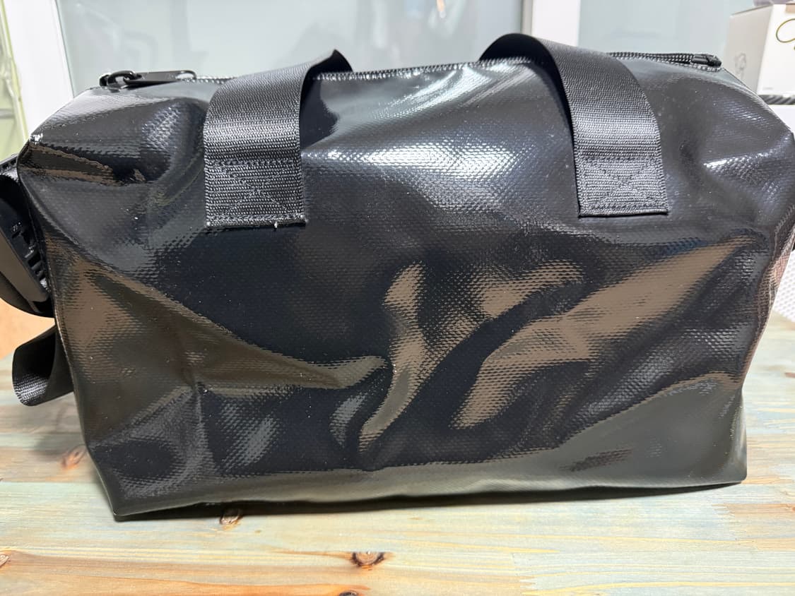 프라이탁 로이스 F45 올블랙 상품이미지3