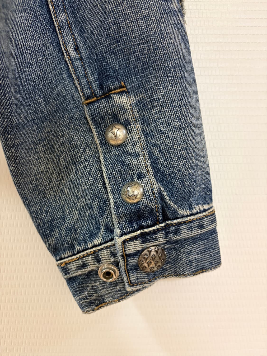 (M)떠그클럽 트라이벌 자켓 M 팝니다. 상품이미지5