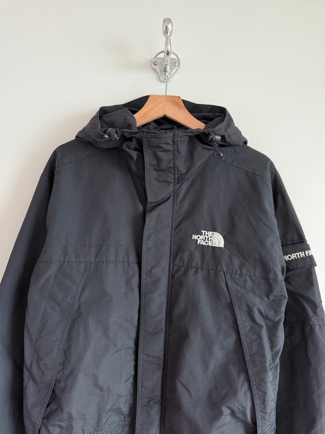 노스페이스(THE NORTH FACE) 윈드브레이커 상품이미지2