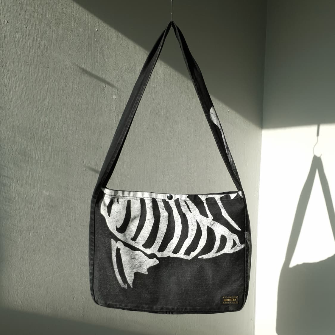 KAPITAL denim Bone Print Book Bag 상품이미지1