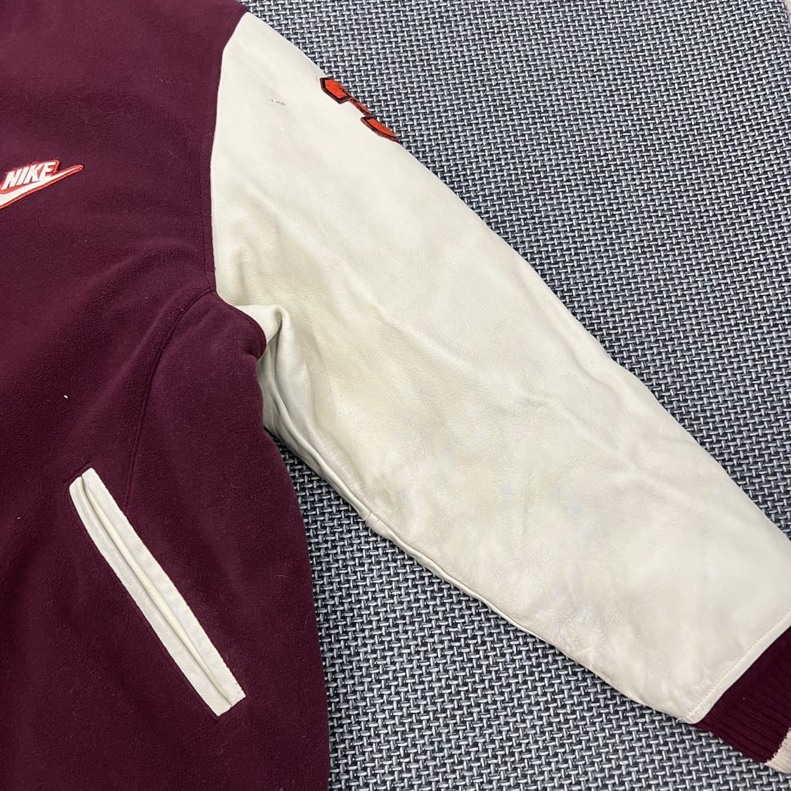 나이키 00s 버건디 바시티 자켓 상품이미지3