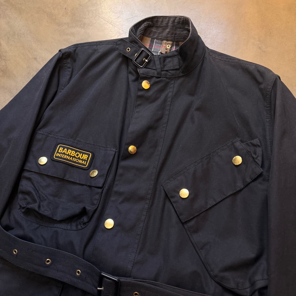 21FW 바버 인터네셔널 A7 왁스자켓 44 상품이미지3