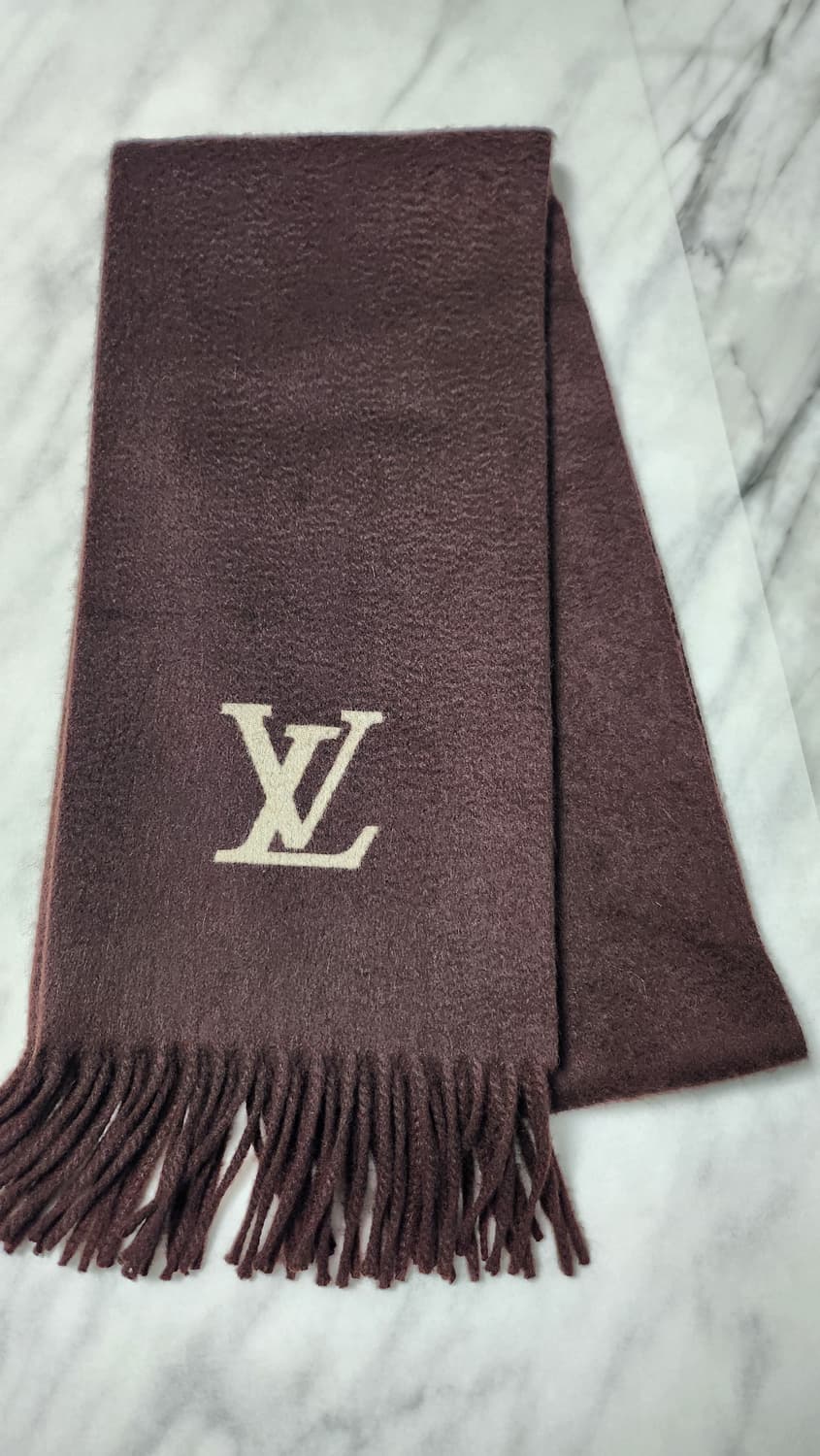 루이비통 LV로고 머플러 상품이미지1
