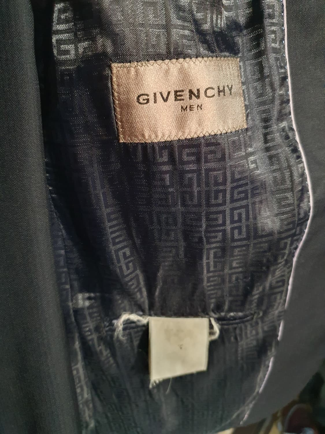 무배 지방시 남성 네이비 블레이저 100사이즈 추천합니다 2200309 상품이미지9