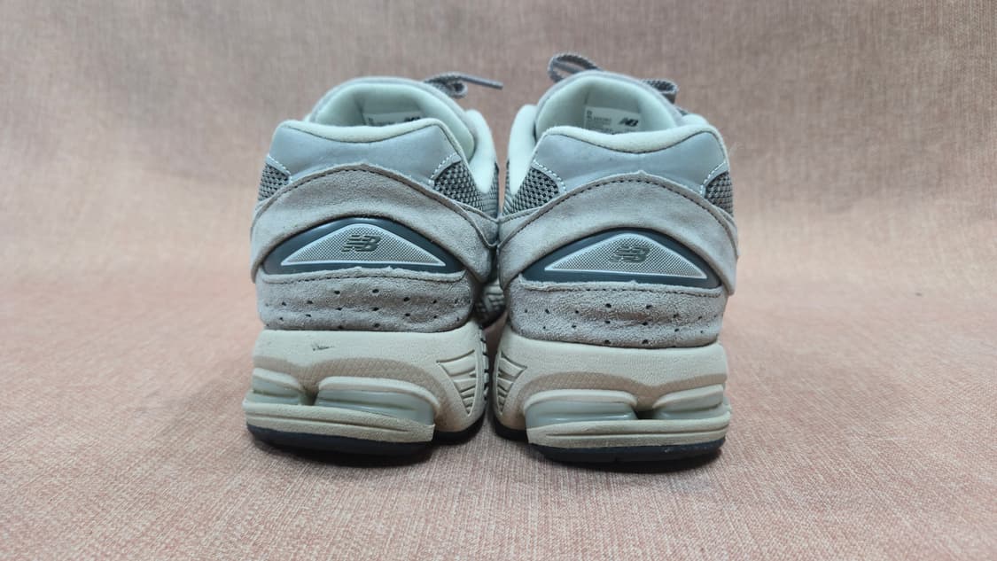 뉴발란스 270mm- 2002R 그레이 스니커즈 상품이미지5