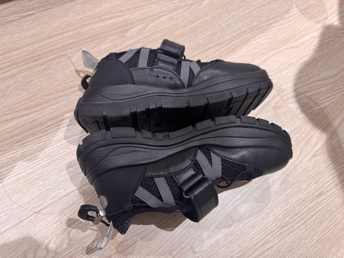 락피쉬웨더웨어 벨크로 스니커즈 - 블랙 상품이미지3