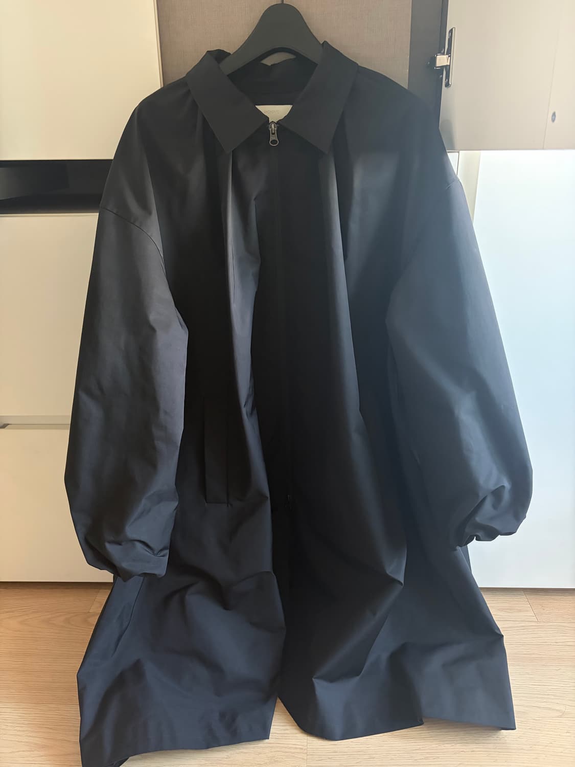 아모멘토 벌룬핏 아우터 상품이미지1