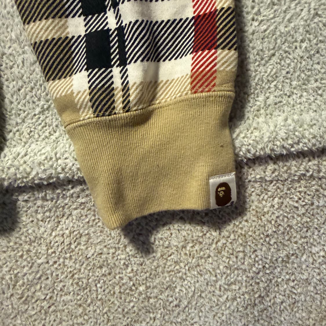 베이프 체크 맨투맨 상품이미지6