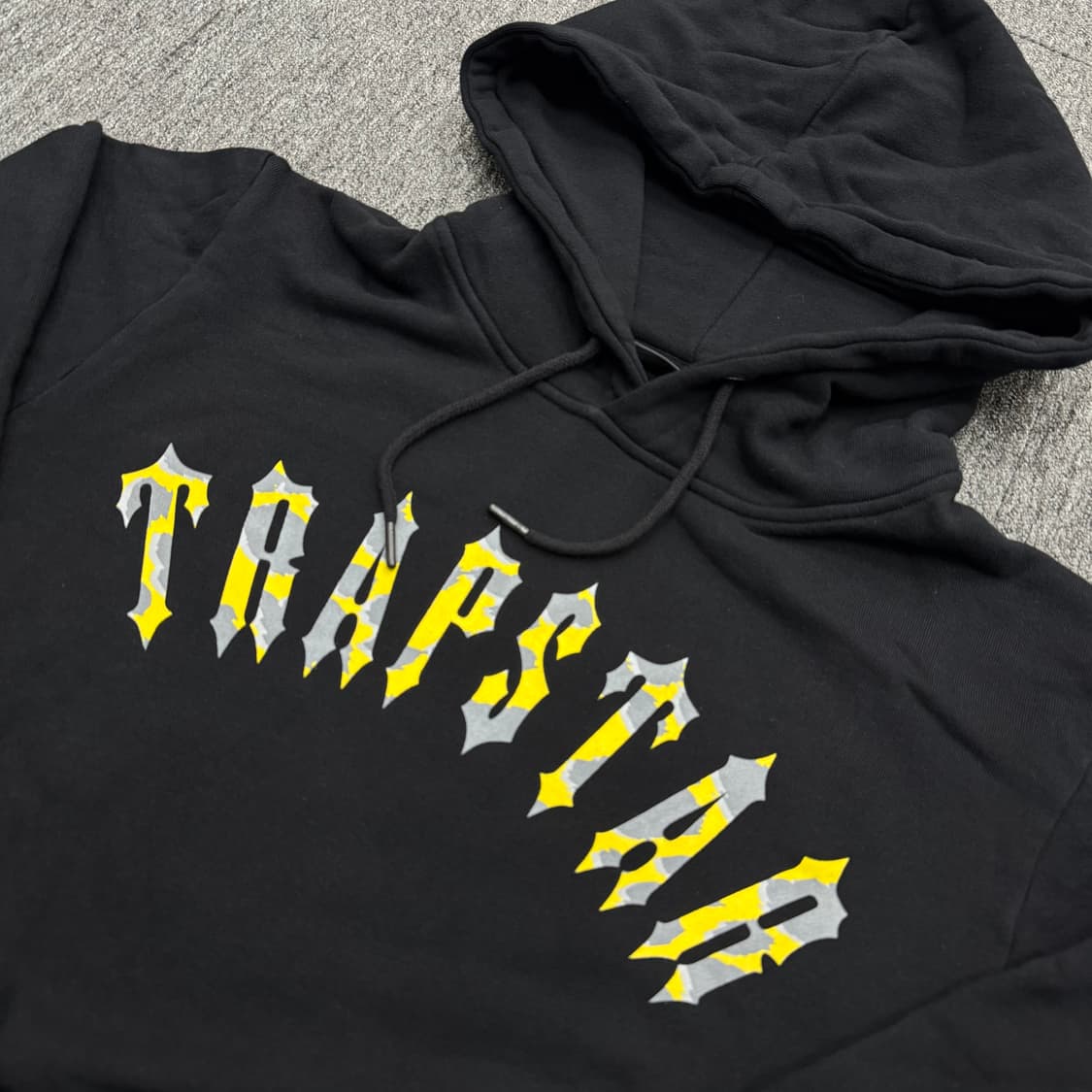 TRAPSTAR 트랩스타 Central Cee 아치로고 후드티 상품이미지2