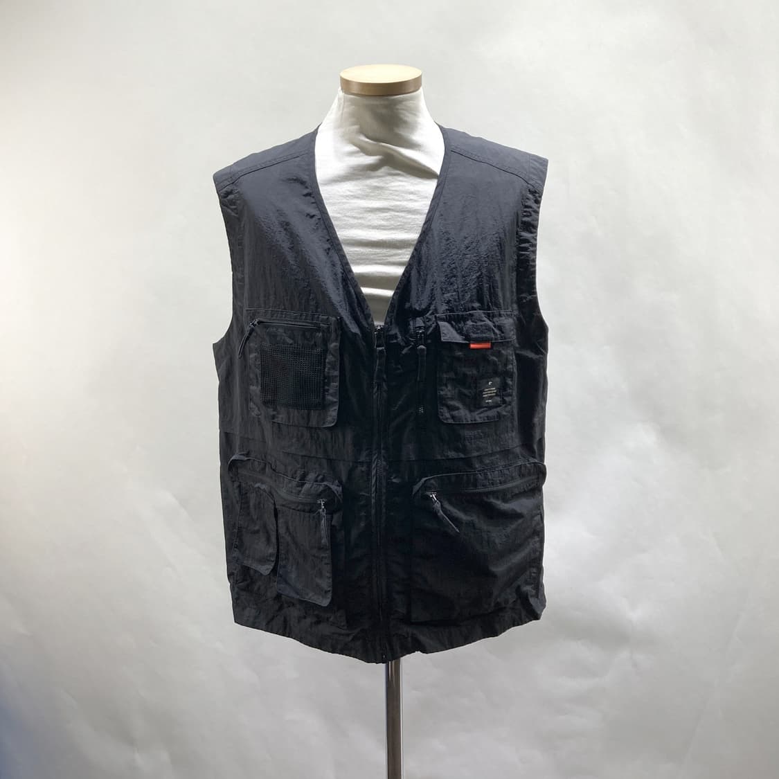 네파 2024 남성아웃도어조끼 블랙 XL 상품이미지1