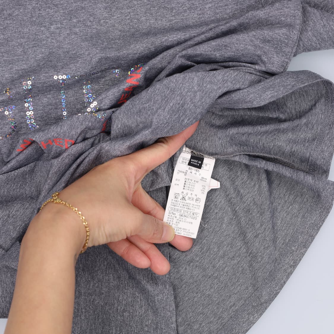 80-165 게스 여성 삼각로고 반팔티 0305H1 상품이미지4