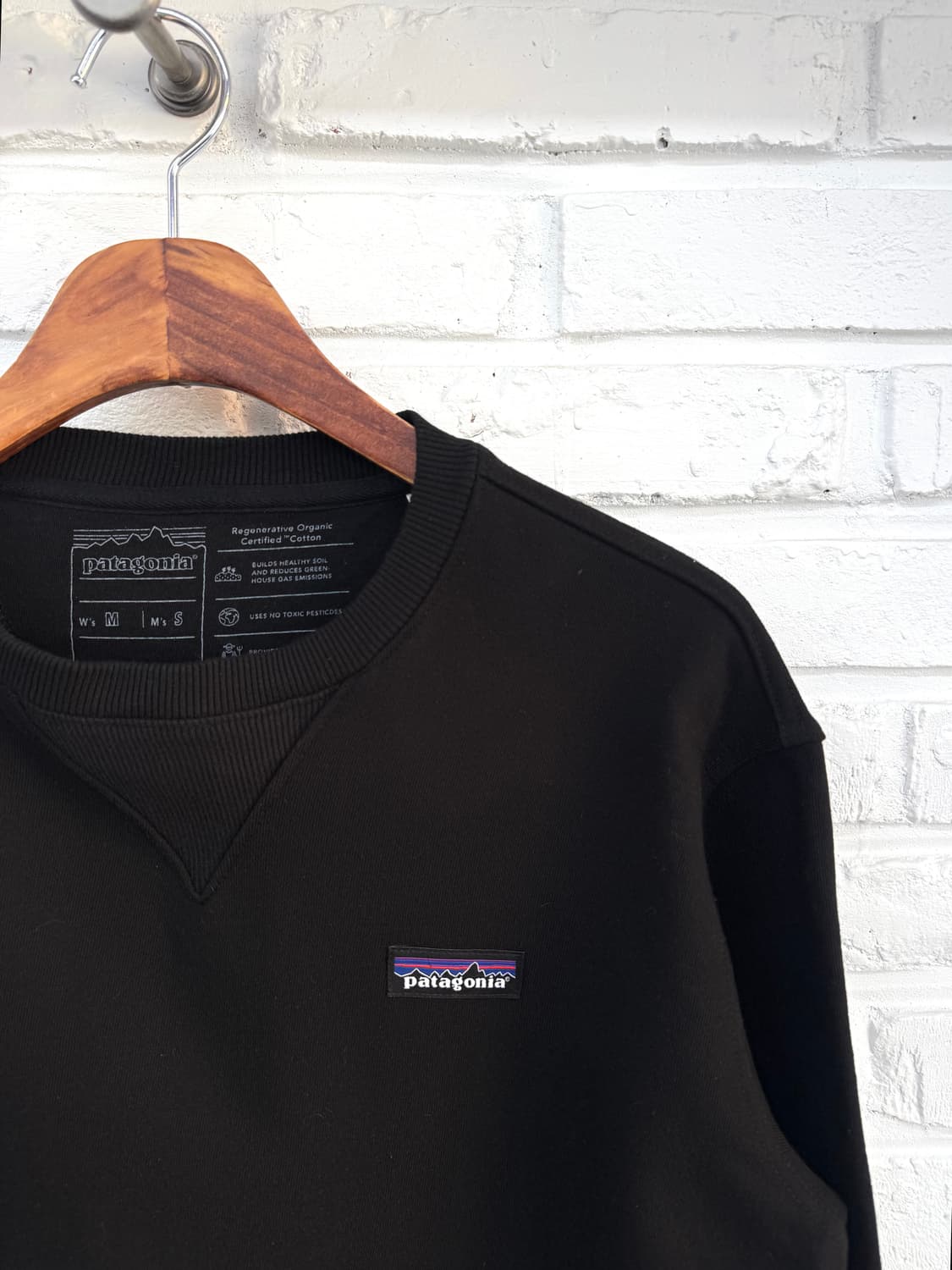 파타고니아 블랙 스웻셔츠 상품이미지4